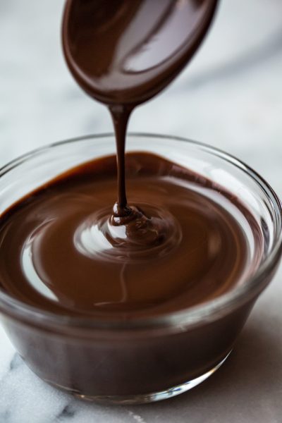 Liquid Semi Sweet Dark Chocolate Pourable Dipping Sauce - 13 lbs.
